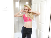 Rachelle - Hot And Bothered