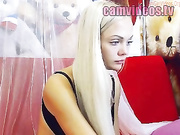 blonde schoolgirlel 060916