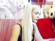 blonde schoolgirlel 060916