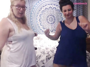 sammii0x - 2 Chubby BBW Teen GF sisters having fun