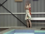 Drops her towel naked at pool