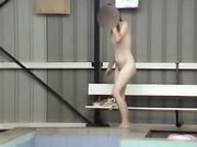 Drops her towel naked at pool