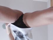 giggles_d - floor view