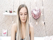 An Amazing Sexy Blonde Performed Classy Show