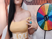 Foxy Brunette Lady Play Her Roulette Live