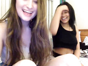 2girl1dorm2