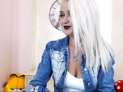 SandyBella