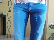 Julia Jordan - Mom and Son - Jeans Wetting and Footjob Prem