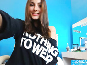 J_Capuelutti 3min nice legs _ feet