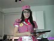 DinerWaitress