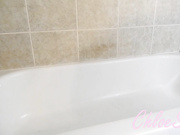 Chloe Swan - Shaving In The Tub