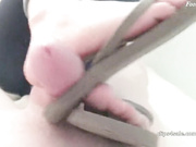 Mia Nicoll3tta - Footjob flipflops