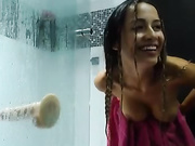 Eva tittyfucks in the shower
