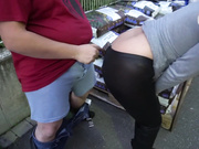 QueenParis - Mitten im Baumarkt - Unglaublicher Teeny-Sex mit Jan 18