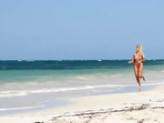 JENNY AT THE BEACH