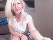 Missbehavin26 - Stepmom disgusted by uncircumsized cock