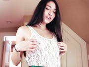 RobinMae - Lap Tease Cum