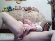 russian mom broadcasts webcams 5