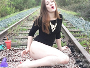 [Manyvids] Gingerspyce - public train track squirting
