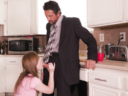 OnlyTeenBlowjobs - DaddyCome For Breakfast - Gracie Green [1080p]
