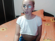 ang3lblondhot