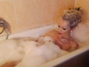 dianadoll having fun in bubble bath