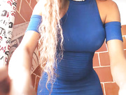 Tranny veruzcalove shakes her booty and teases us
