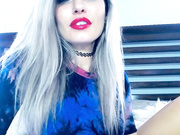 kerri kinglipgloss lipstick puckering fetish