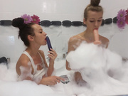 SEXXYLORRY - BATH FUN - PREMIUM