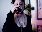 Robin Mae - The Circle GGGG - Premium