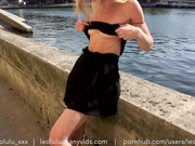 [ManyVids] LеоLulu_ХХХ - Flashing In Paris (1080p)