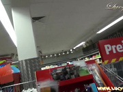 lucy cat - supermarket