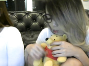 Yeu_Asian shows tits