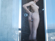 ALEX COAL – A SUITE SHOWER WITH ALEX COAL