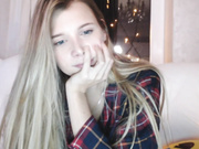 russian cam model momiamhere striptease 2018.01.20part3