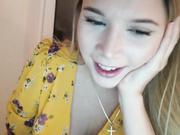 russian cam model momiamhere striptease 2018.01.24part3