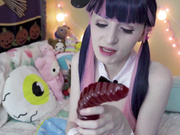 Tweetney - Stockings' sweet holes