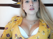 russian cam model momiamhere striptease 2018.01.24part7