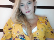 russian cam model momiamhere striptease 2018.01.24part5