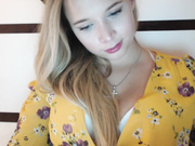 russian cam model momiamhere striptease 2018.01.24part5