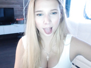 russian cam model momiamhere striptease 2018.02.09part3