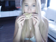 russian cam model momiamhere striptease 2018.02.09part4