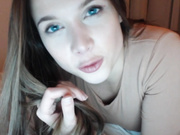 russian cam model momiamhere striptease 2018.02.27