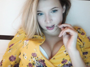 russian cam model momiamhere striptease 2018.01.24part6