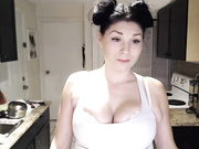 busty_geek48