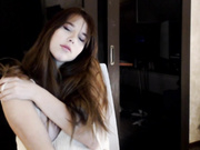 russian cam model momiamhere striptease 2018.04.15part3