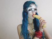 MayaEdenPond - No One Expects The Banana