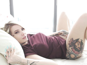 joi in bed