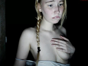 helgapataki_20032018_0048_female_chaturbate