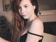 russian cam model momiamhere striptease 2018.04.24part7